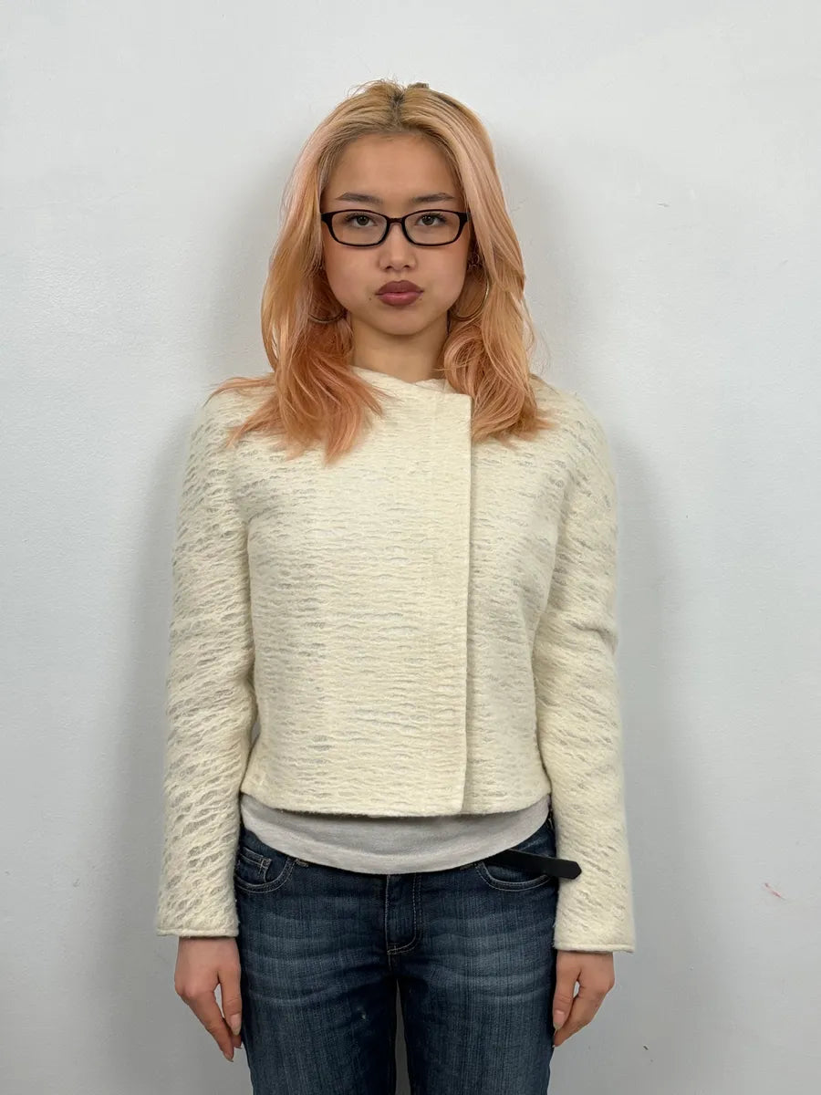 1990s Emporio Armani Creamy White Cropped Classy Jacket 1990s Emporio Armani Creamy White Cropped Classy Jacket