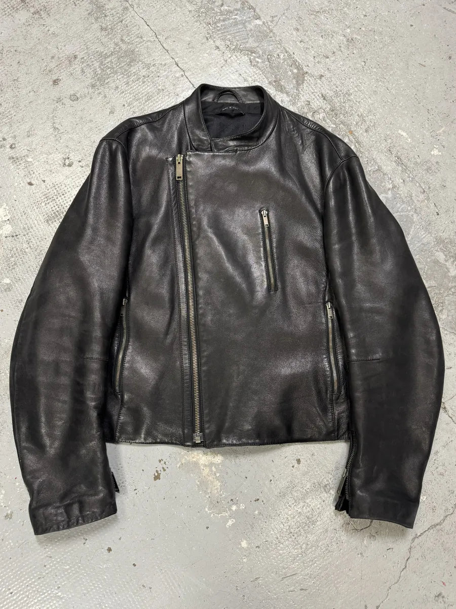 2000s Gucci Black Asymmetrical Leather Jacket by Tom Ford – Dolce 2000s Gucci Black Asymmetrical Leather Jacket by Tom Ford – Dolce