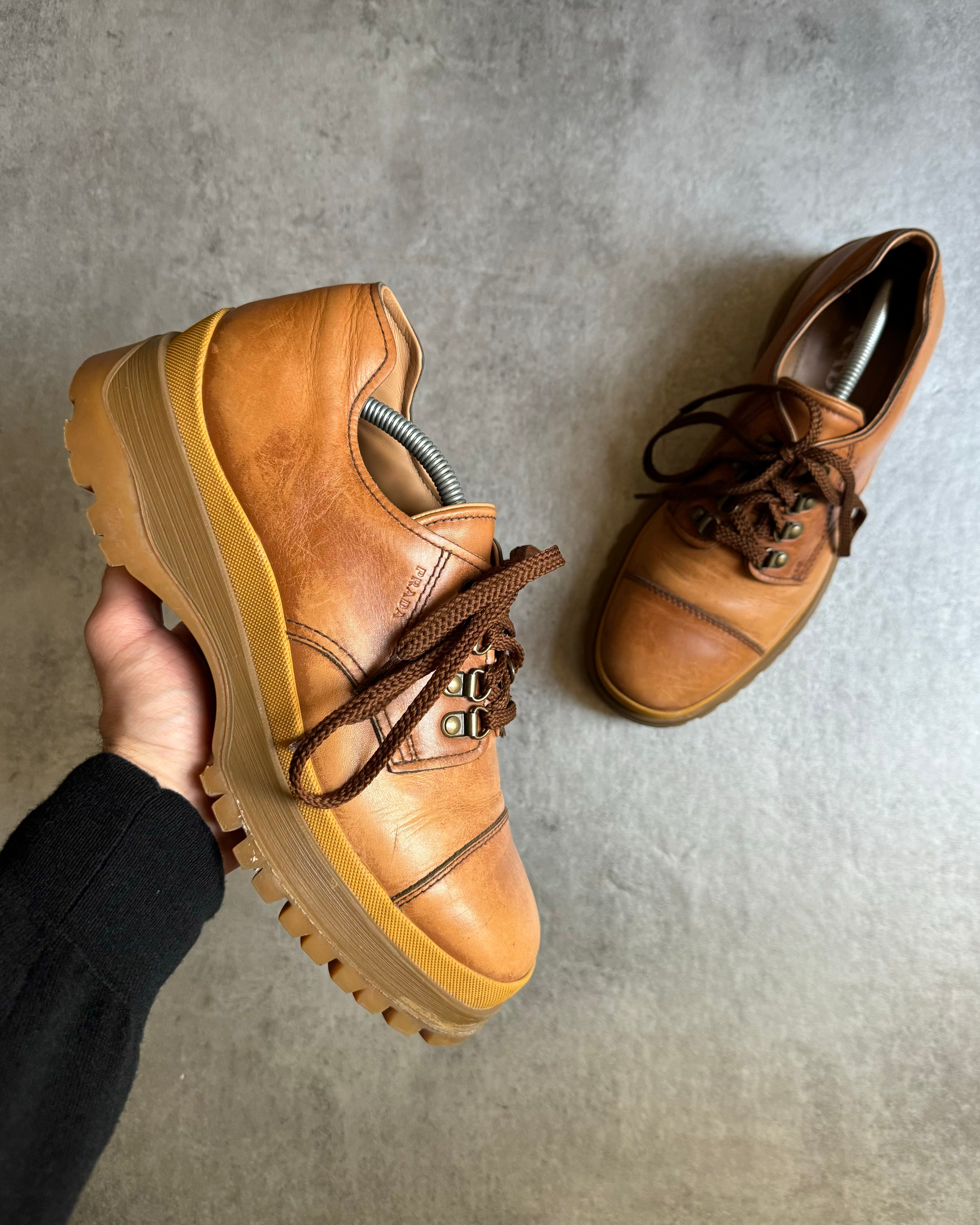 AW2018 Prada Brixxen Derby Lace Ups Camel Leather Shoes – Dolce