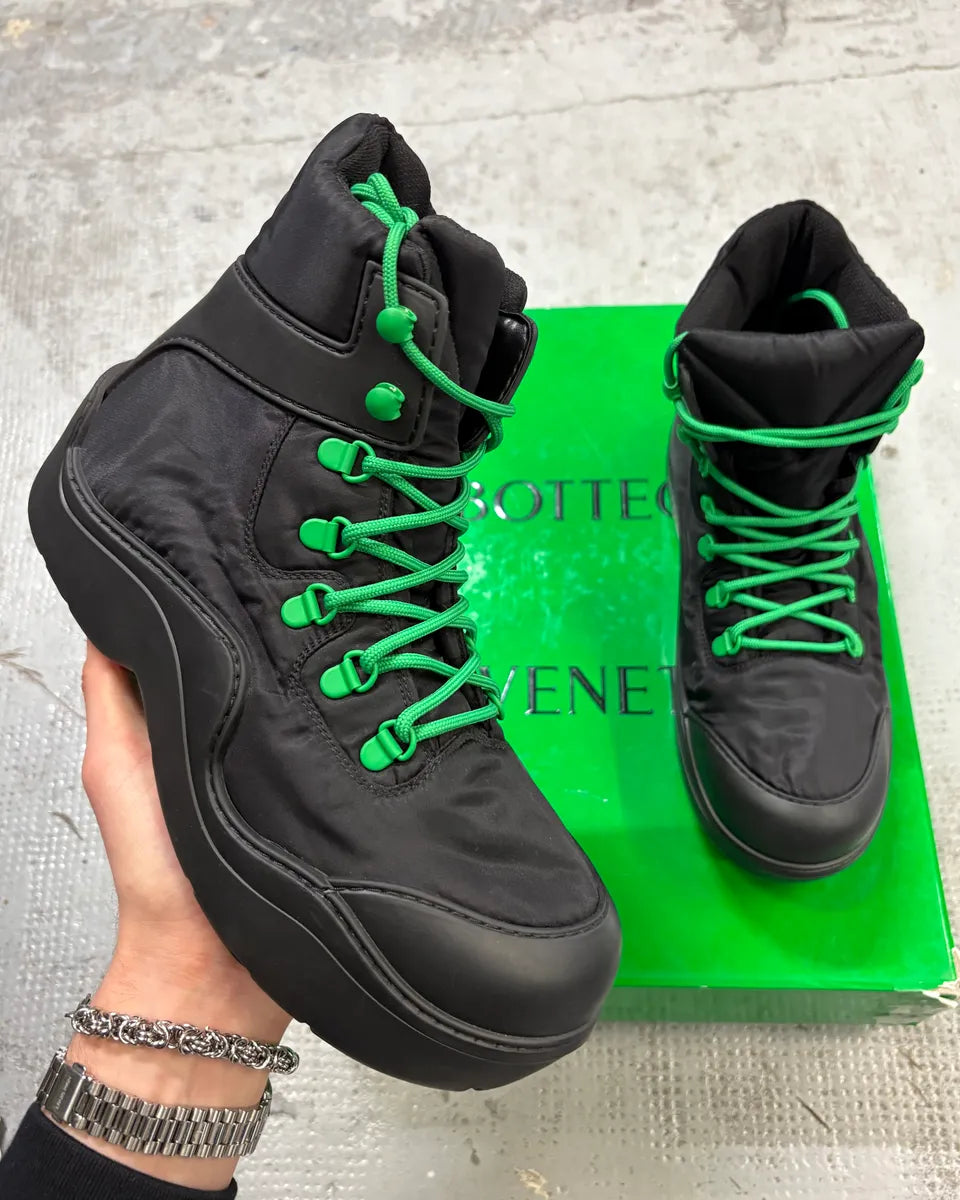 靴 bottega veneta paddle boots 42 Bottega Veneta Black Paddle Angle Rubber Grass Boots – Dolce Vita Hub