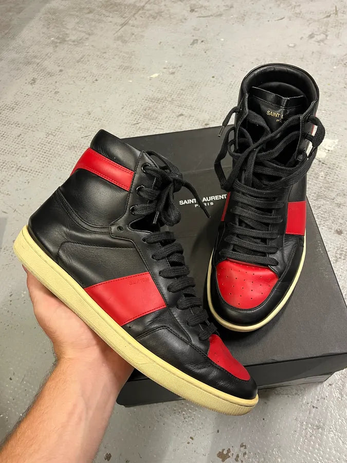 SAINT LAURENT ブラック レッド ハイカットスニーカー Saint Laurent Paris Black & Red High Leather Sneakers by Hedi