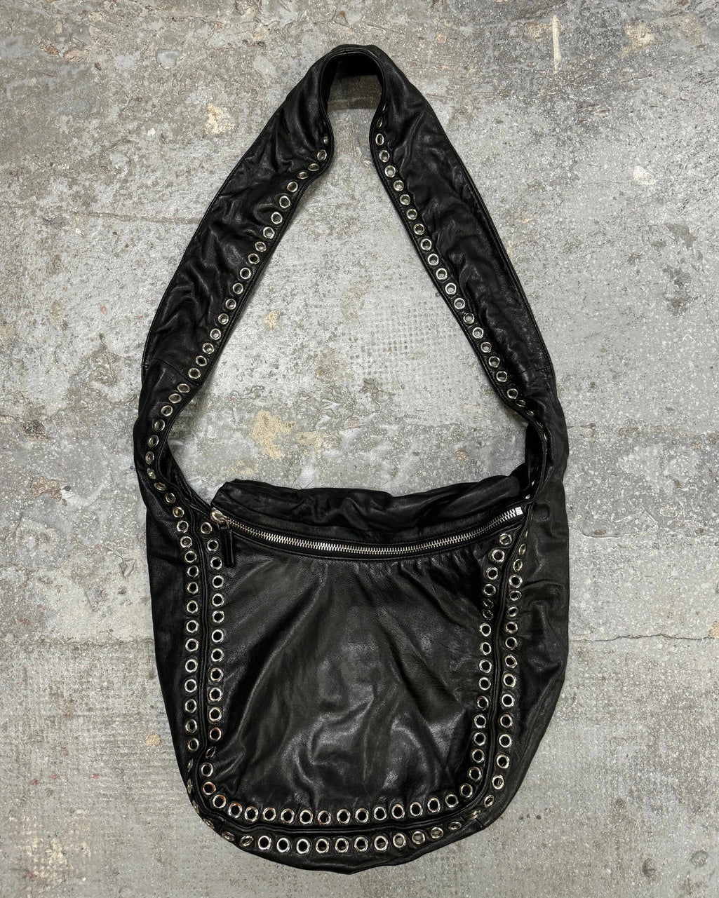 Rare second-hand luxury designer accessories including bags and jewellery from Gucci, Dior and Louis Vuitton at DolceVitaHub Paris