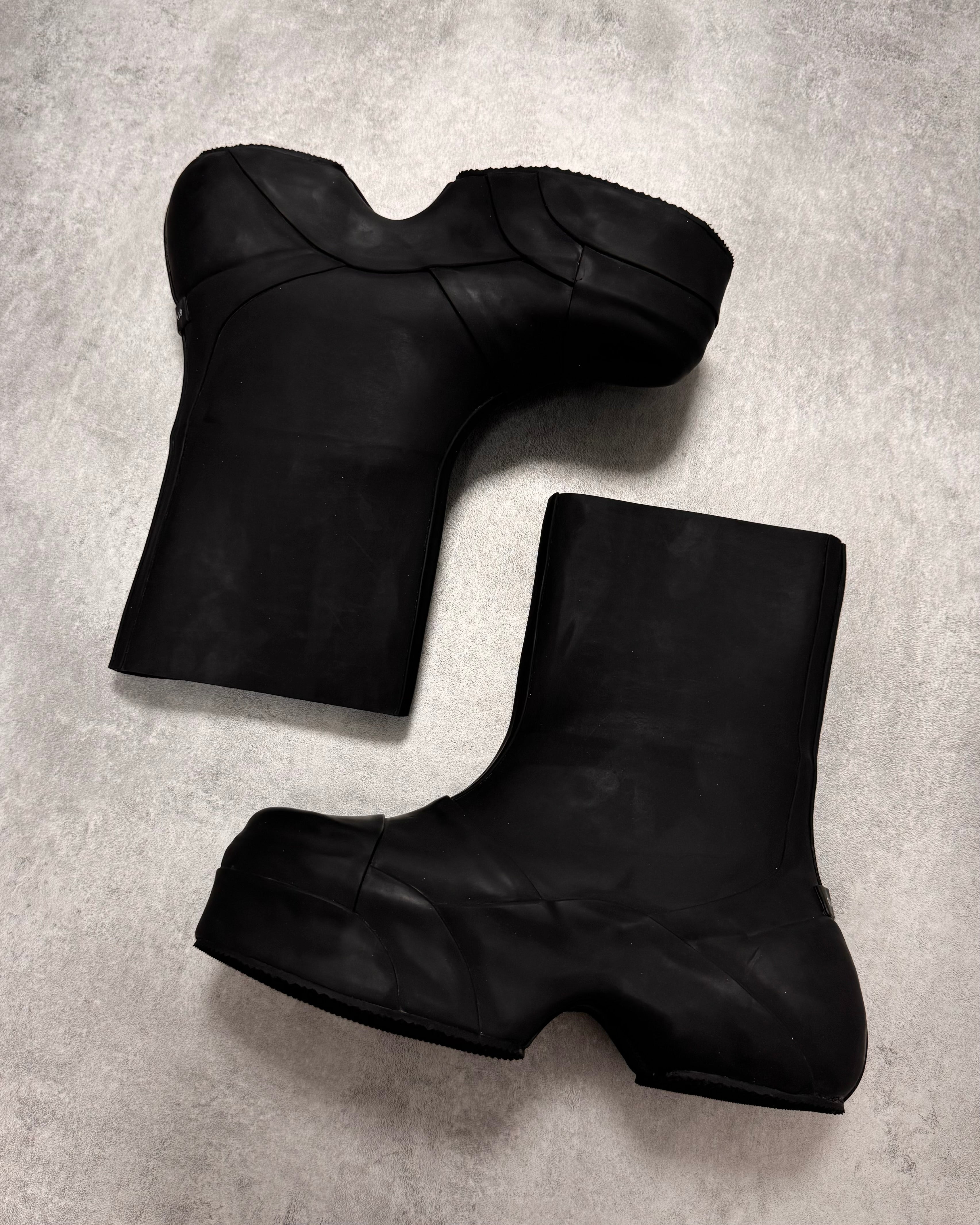 SS2023 Givenchy Show Rubber Rain High Boots