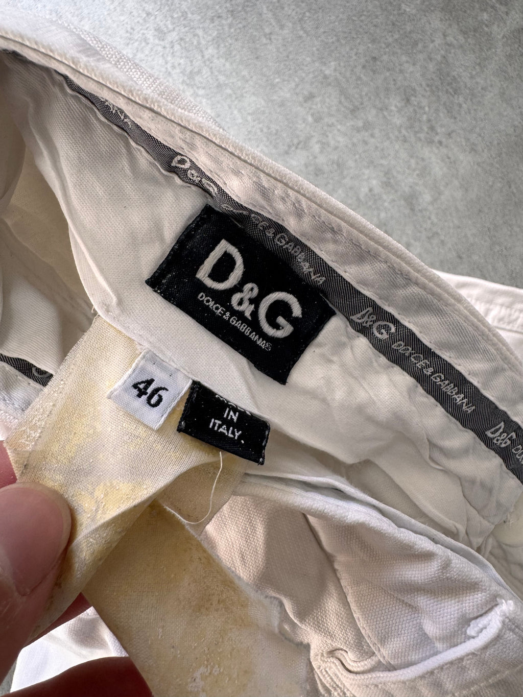 2000s Dolce & Gabbana Cargo White Short