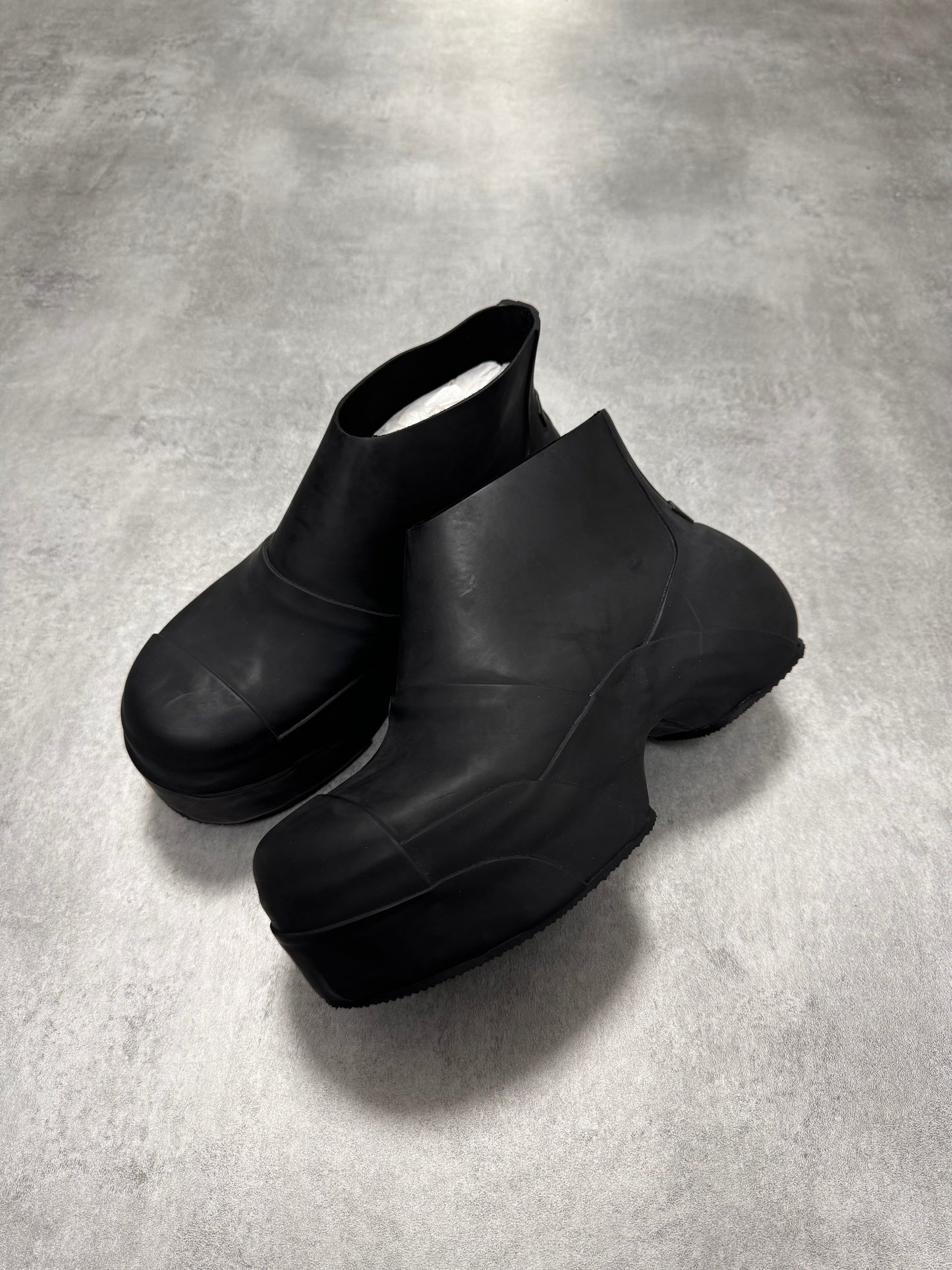 SS2023 Givenchy Show Rubber Rain Low Boots (44eu/us10)