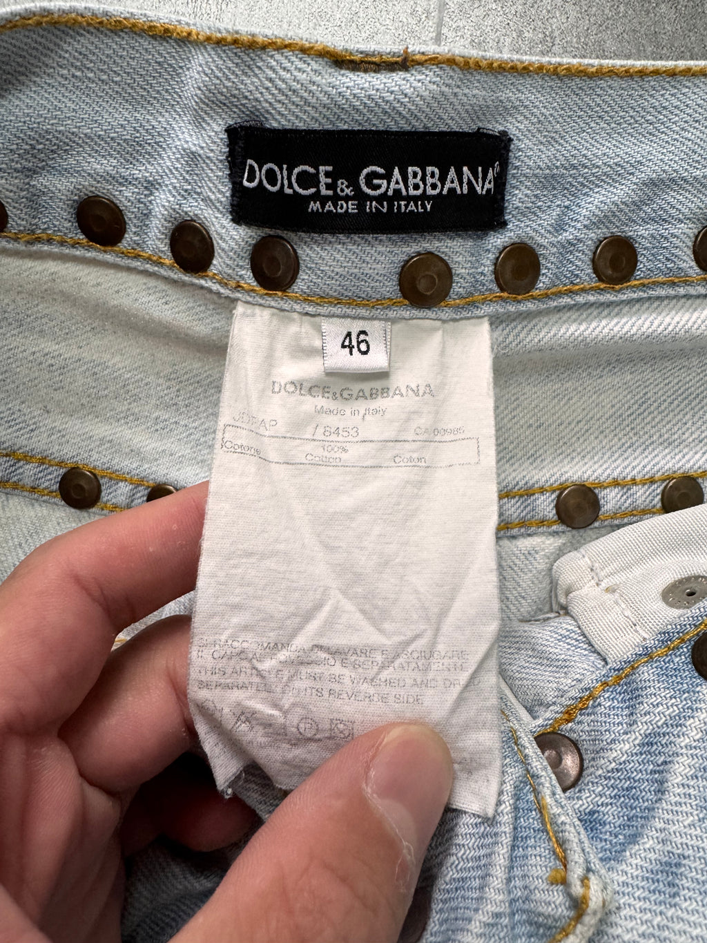 SS2006 Dolce & Gabbana Haiwai Honolulu Embroideries Distressed Denim Jeans