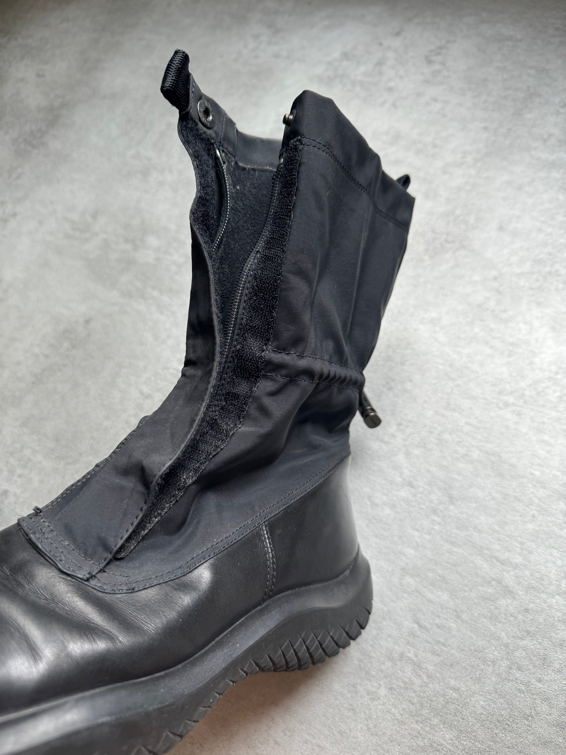 AW1999 Prada Square Toe Technical Vibram Leather Boots (40) - 7