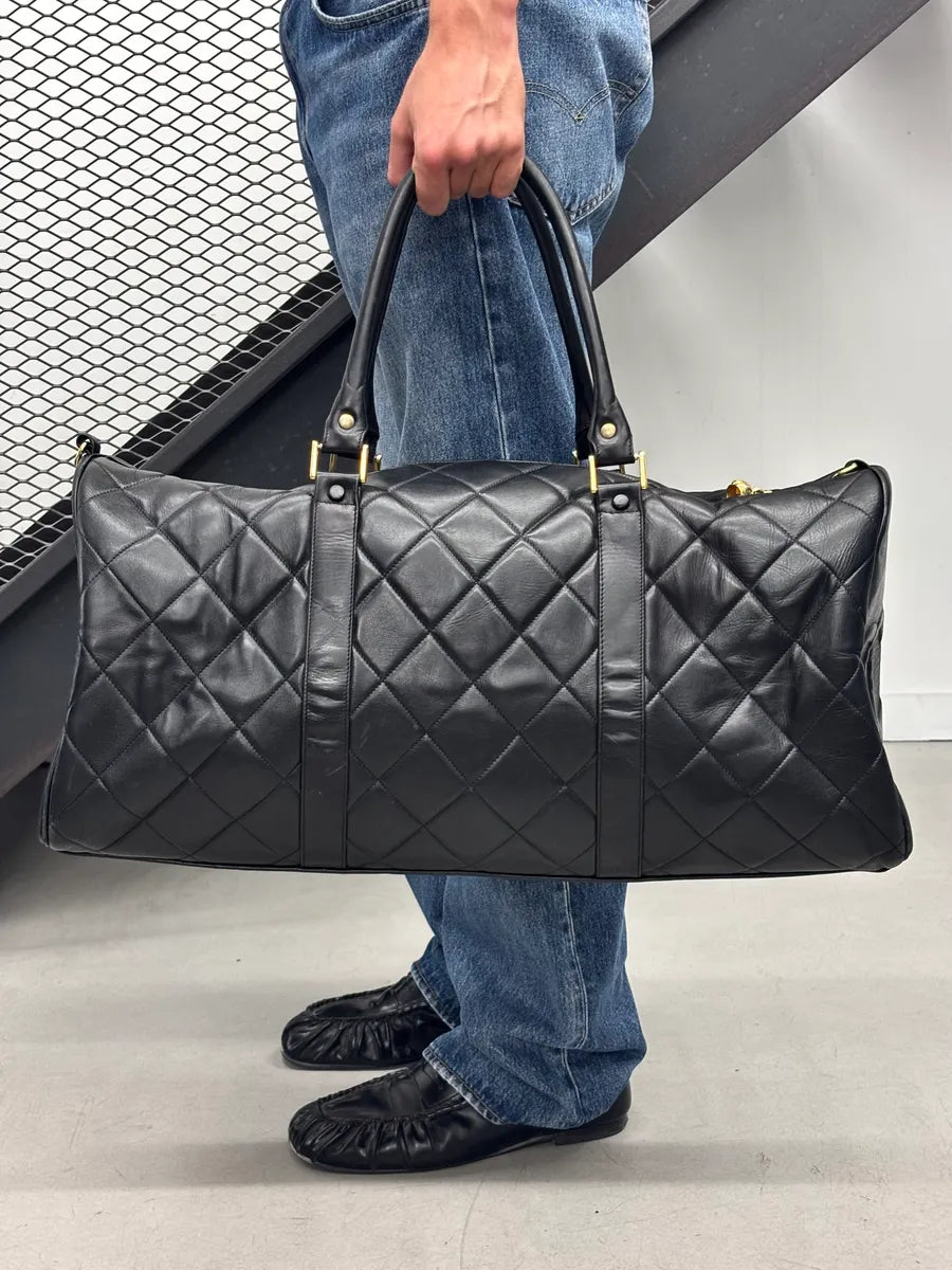 1960s Chanel Boston Black Quilted Lambskin Travel Bag  AyCAOwP 2