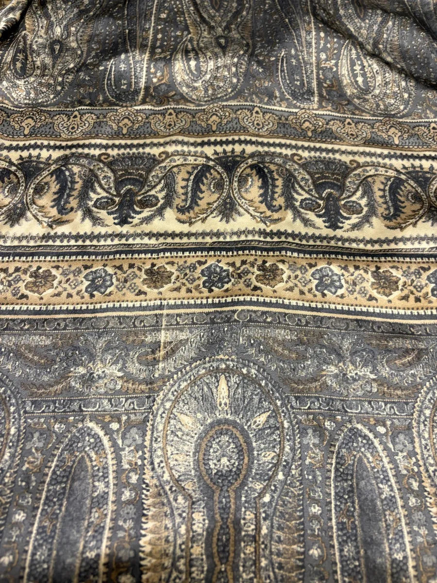 1980s Giorgio Armani Silk Medieval Cozy Shirt (XS/S) rmmpKle 4