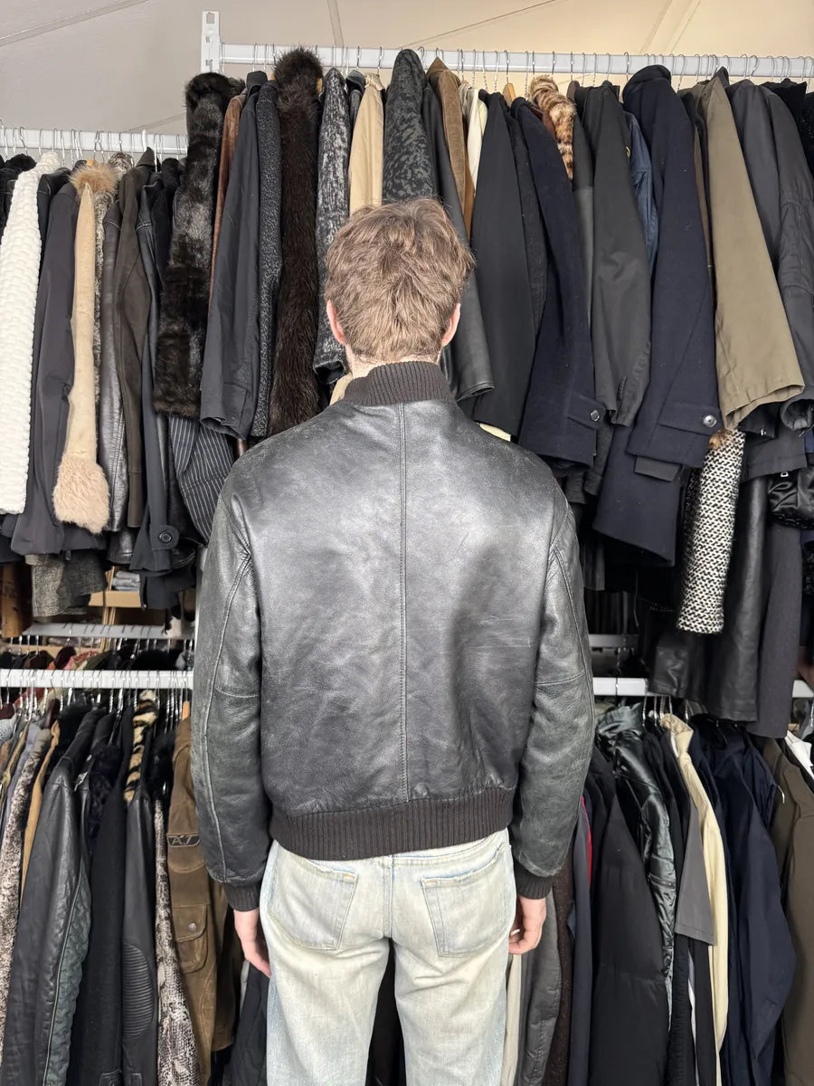 1990s Archive Italian Black Leather Bomber Jacket yEZJulN 3