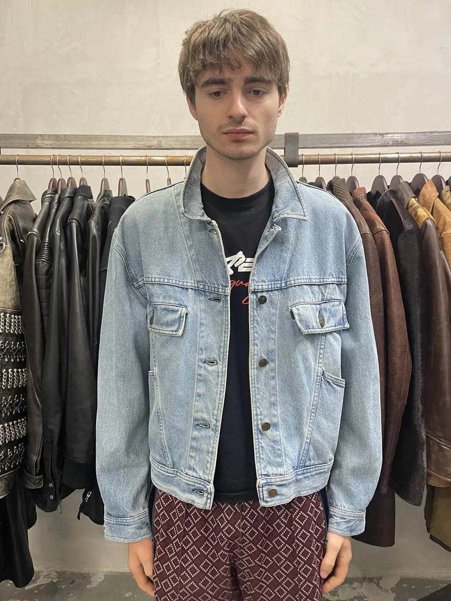 1990s Armani Cropped Blue Cozy Denim Jacket (S/M) JncwBMB 1