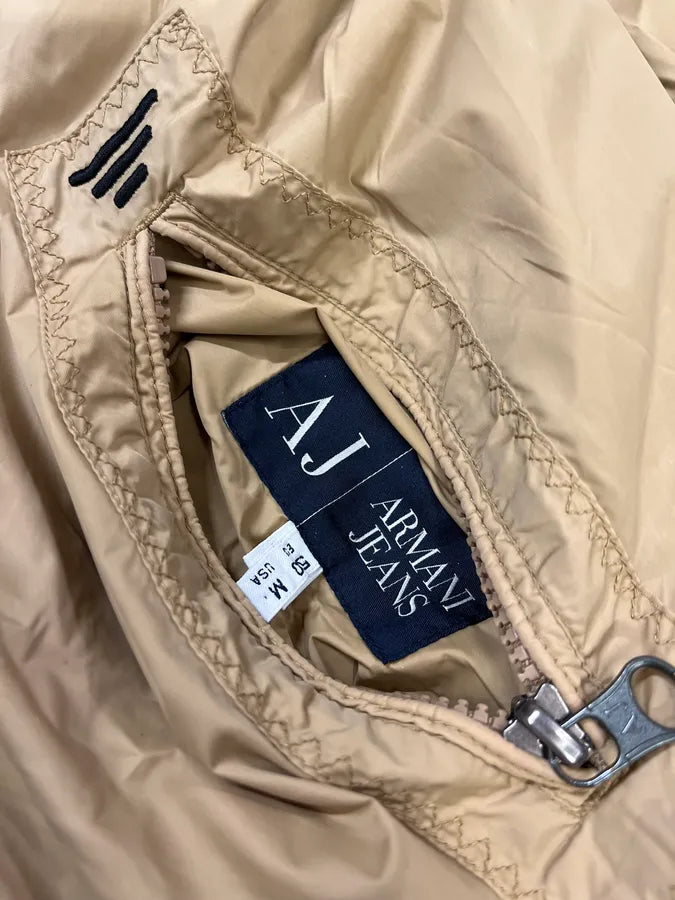 1990s Armani Reversible Beige & Navy Nylon Bomber Jacket YlIInNv 14