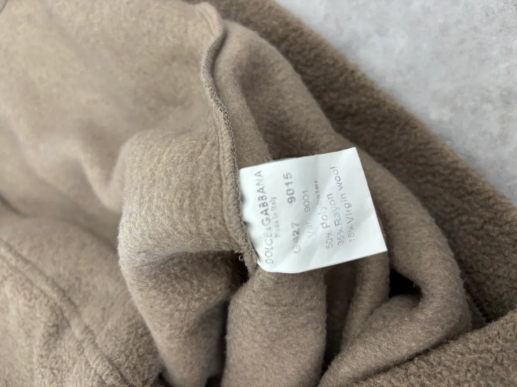 1990s Dolce & Gabbana Beige Fleece Striped Collar Sweater hgKiRHs 8