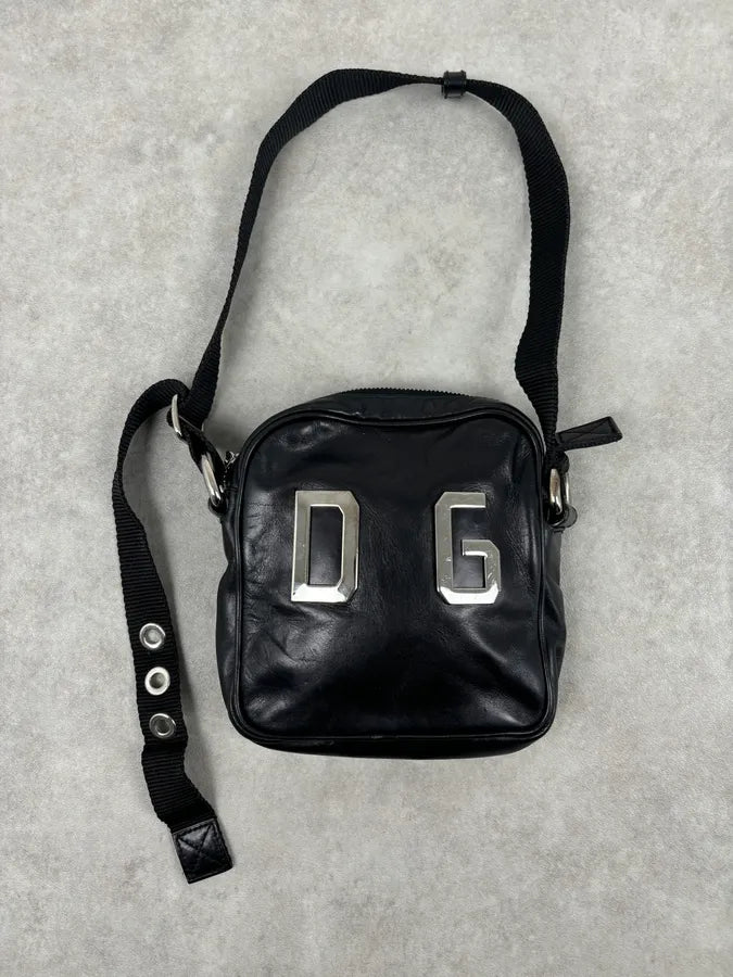 AW2005 Dolce & Gabbana Black Leather Logo Crossbody Bag MlgMODM 5