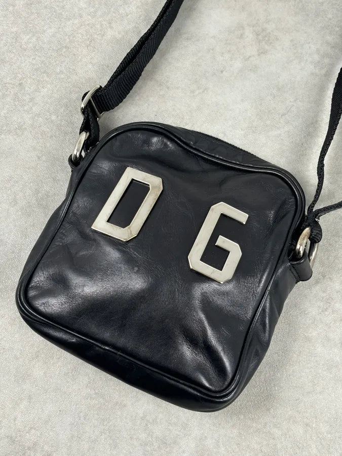 AW2005 Dolce & Gabbana Black Leather Logo Crossbody Bag MlgMODM 3
