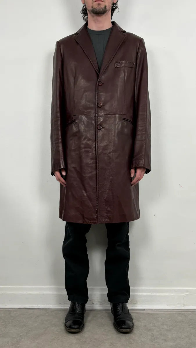1990s Dolce & Gabbana Burgundy Leather Long Coat  lnIxYhv 1