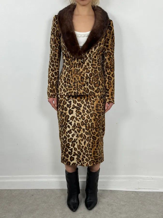 1990s Dolce & Gabbana Leopard Print Skirt & Cardigan Set GLvvFZk 1