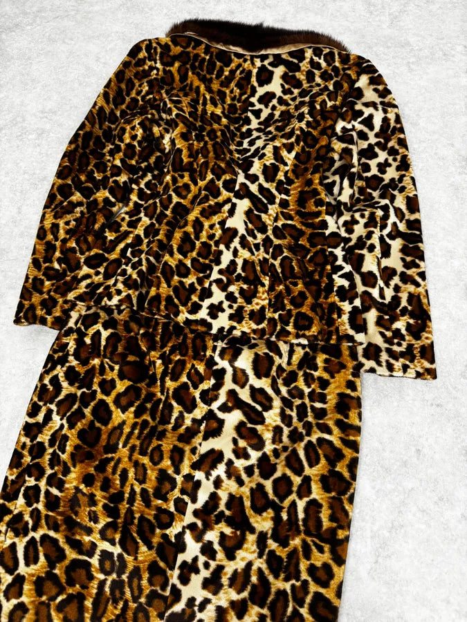 1990s Dolce & Gabbana Leopard Print Skirt & Cardigan Set GLvvFZk 5