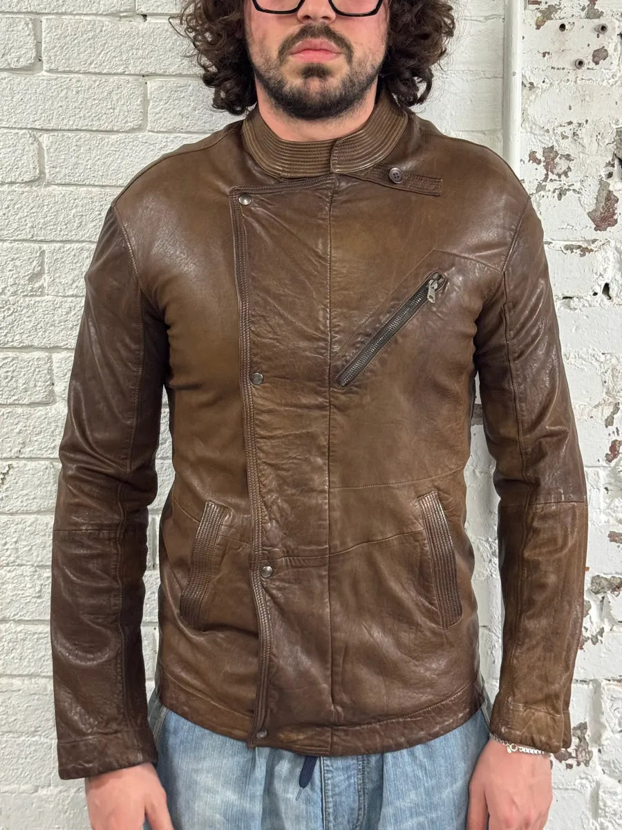 1990s Emporio Armani Asymmetrical Avant Garde Brown Leather Jacket jWVuTsH 1
