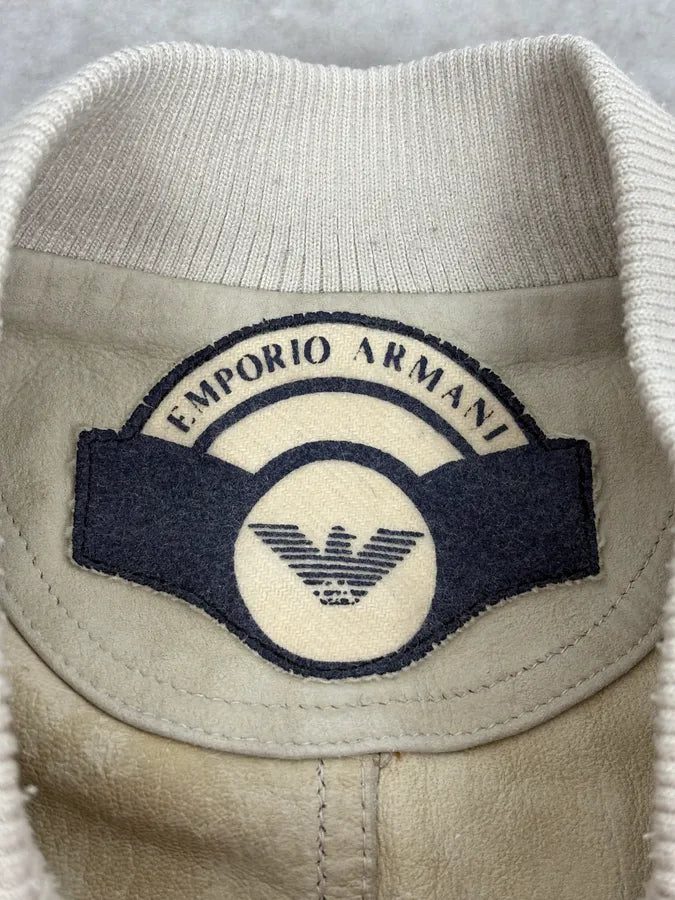 1990s Emporio Armani Beige Suede Leather Bombers ZSOSrsx 10