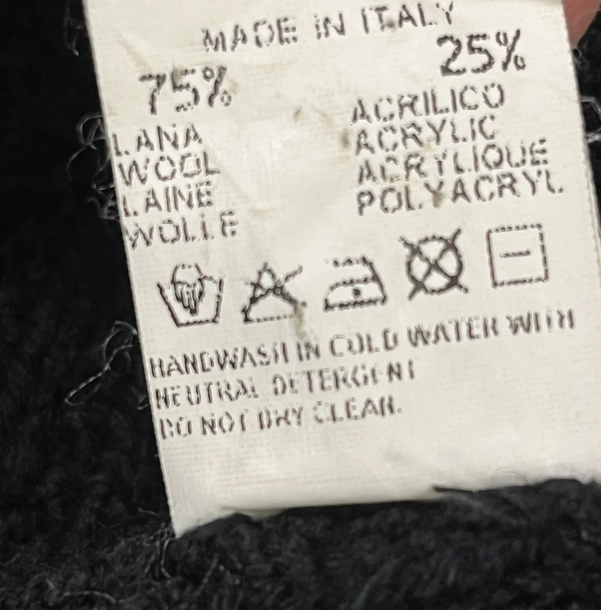 1990s Emporio Armani Black Wool Zip-up Sweater lYUyRgo 8