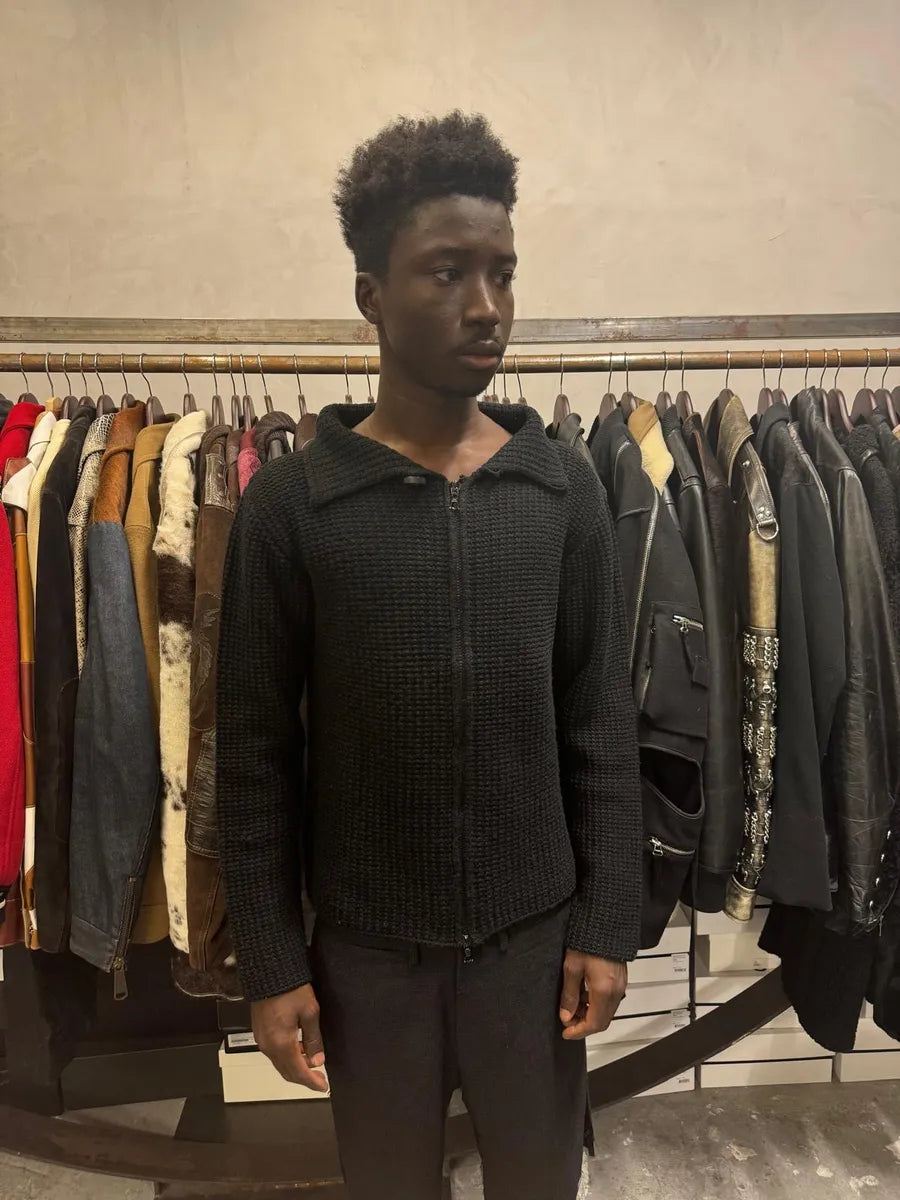 1990s Emporio Armani Black Wool Zip-up Sweater lYUyRgo 1