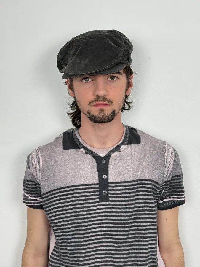 1990s Emporio Armani Classy Dark Frenchie Cap HMatwGu 1