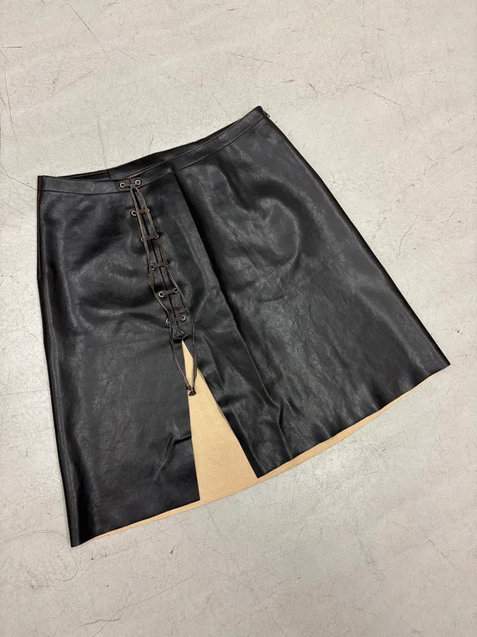 1990s Gianfranco Ferré Black Leather Lace-Up Skirt kwgatsw 4