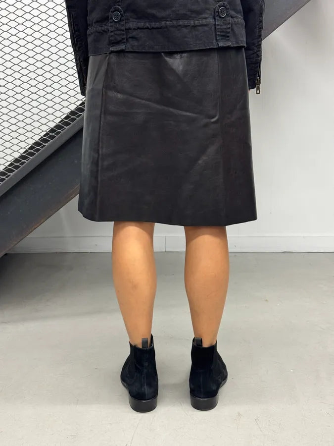 1990s Gianfranco Ferré Black Leather Lace-Up Skirt kwgatsw 3