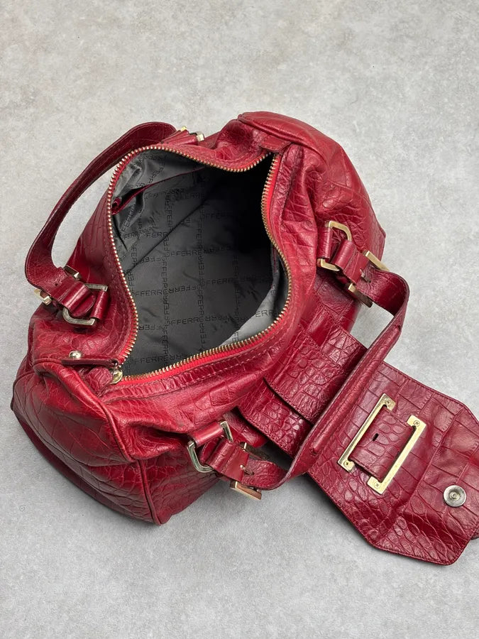 1990s Gianfranco Ferré Red Leather Crocodile Embossed Handle Bag hDCsLLM 12