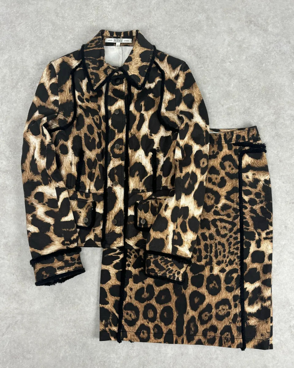 AW2006 Gianfranco Ferre Beige Leopard Print Blazer & Skirt Set  wNovAPu 0