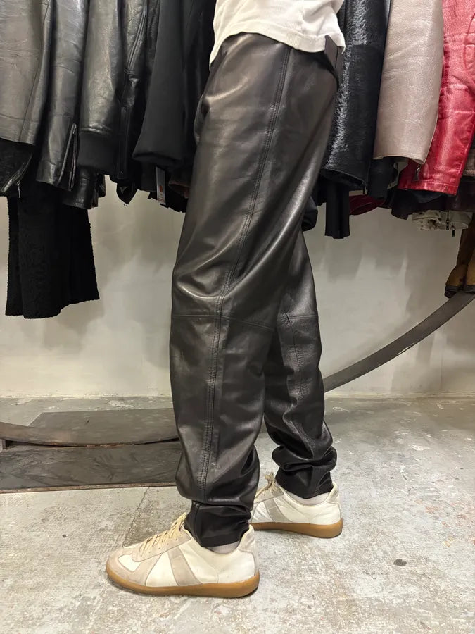 1990s Gianni Versace Biker Black Leather Pants (S/M) YDiuuxX 3