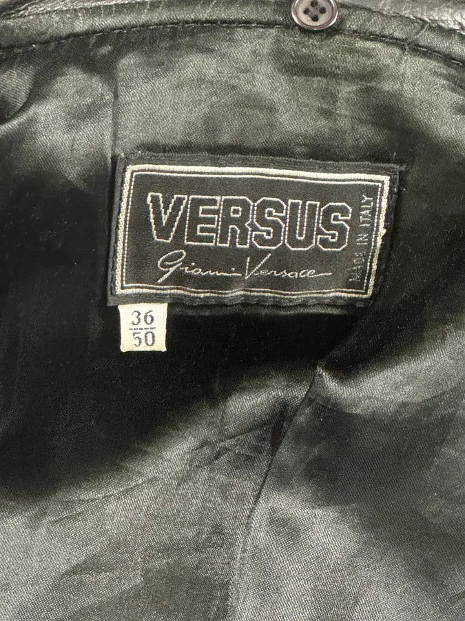 1990s Gianni Versace Black Leather Quilted Bomber Jacket iIPlCDZ 10