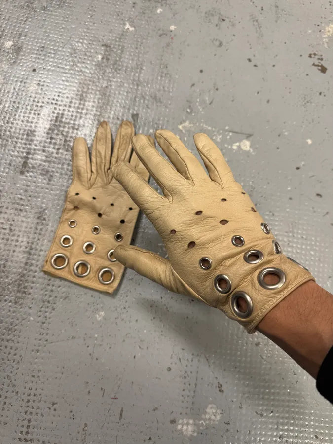 1990s Hermès Eyelet Beige Leather Gloves mVdkZHV 1