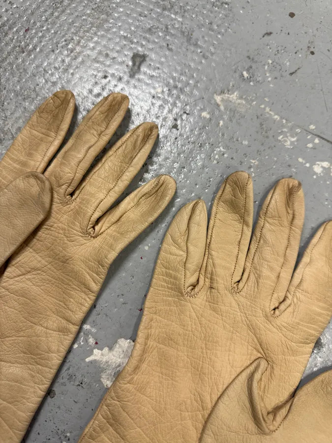 1990s Hermès Eyelet Beige Leather Gloves mVdkZHV 4