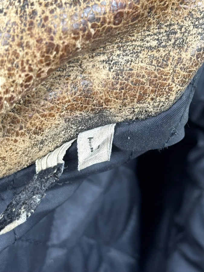 1990s Levi’s Gold Eroded Leather Trucker Jacket YsBhTFF 12