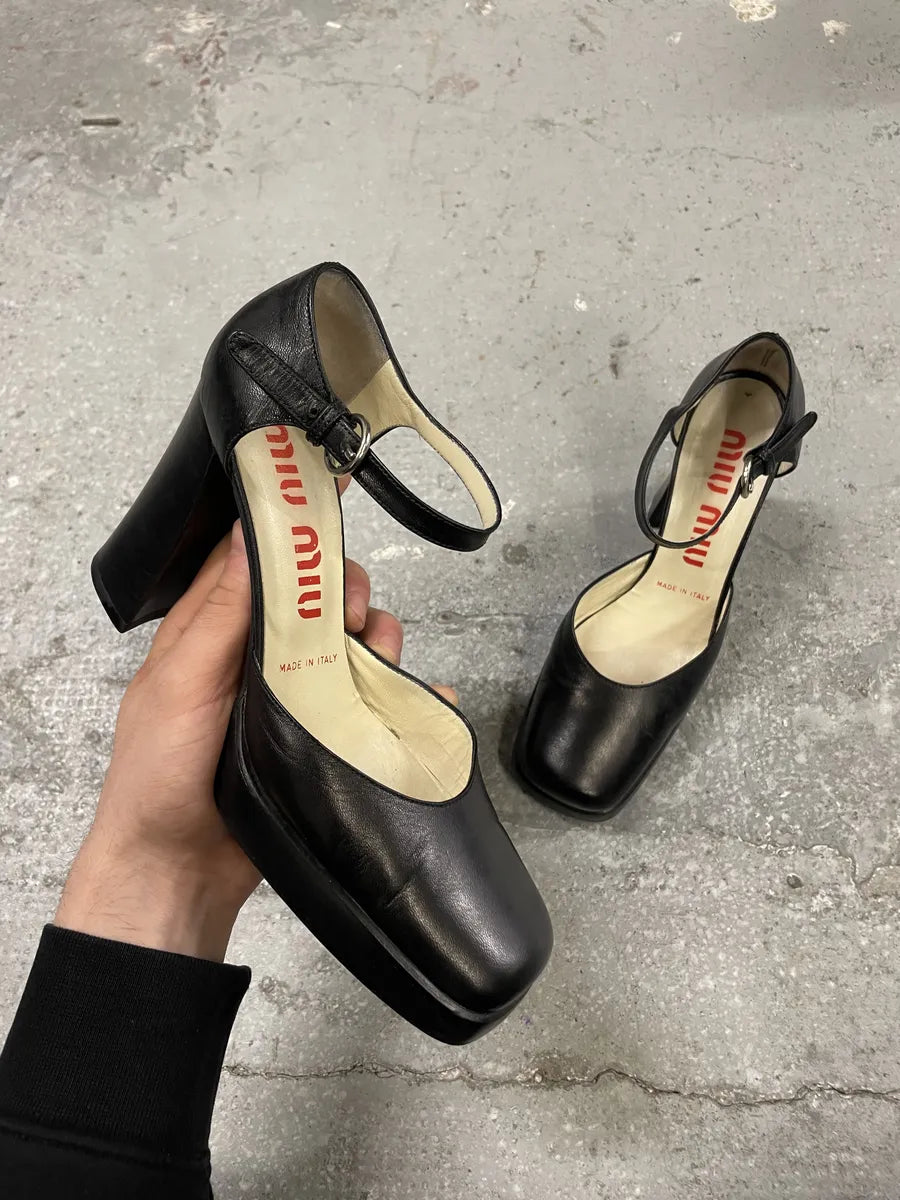 1990s MiuMiu Black Heels Pump (37eu/us5) 0