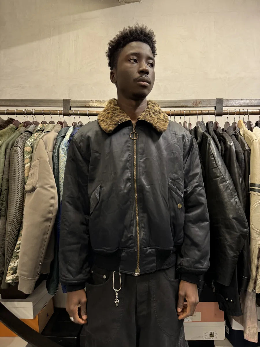 1990s Moschino Leopard Fur Print Black Bomber Jacket tywXbae 3