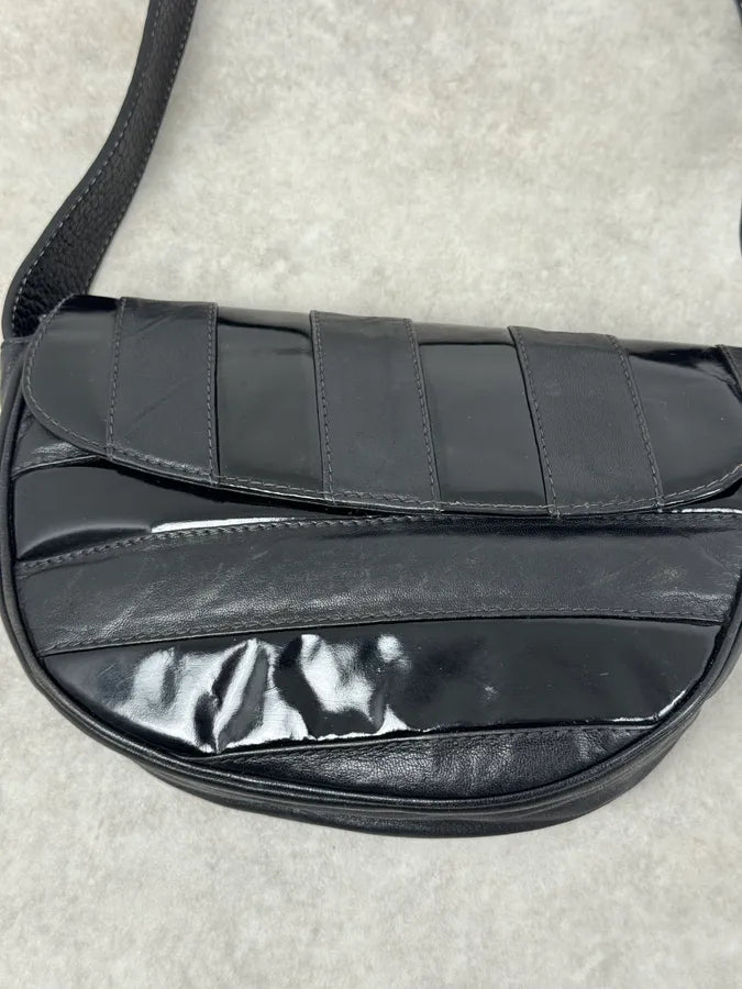 1990s Versace Black Lines Leather Handle Bag UBpyRhS 2