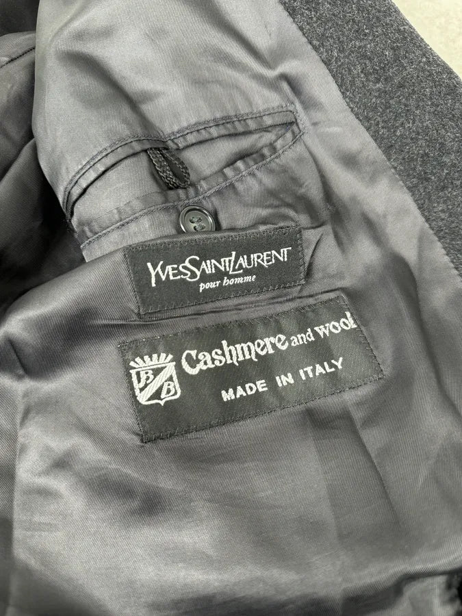 1990s Yves Saint Laurent Grey Wool & Cashmere Trench Coat TfPkeWb 8