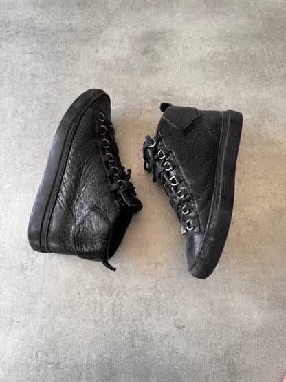 Balenciaga Arena High Black Cracked Leather Sneakers (40eu/us7)