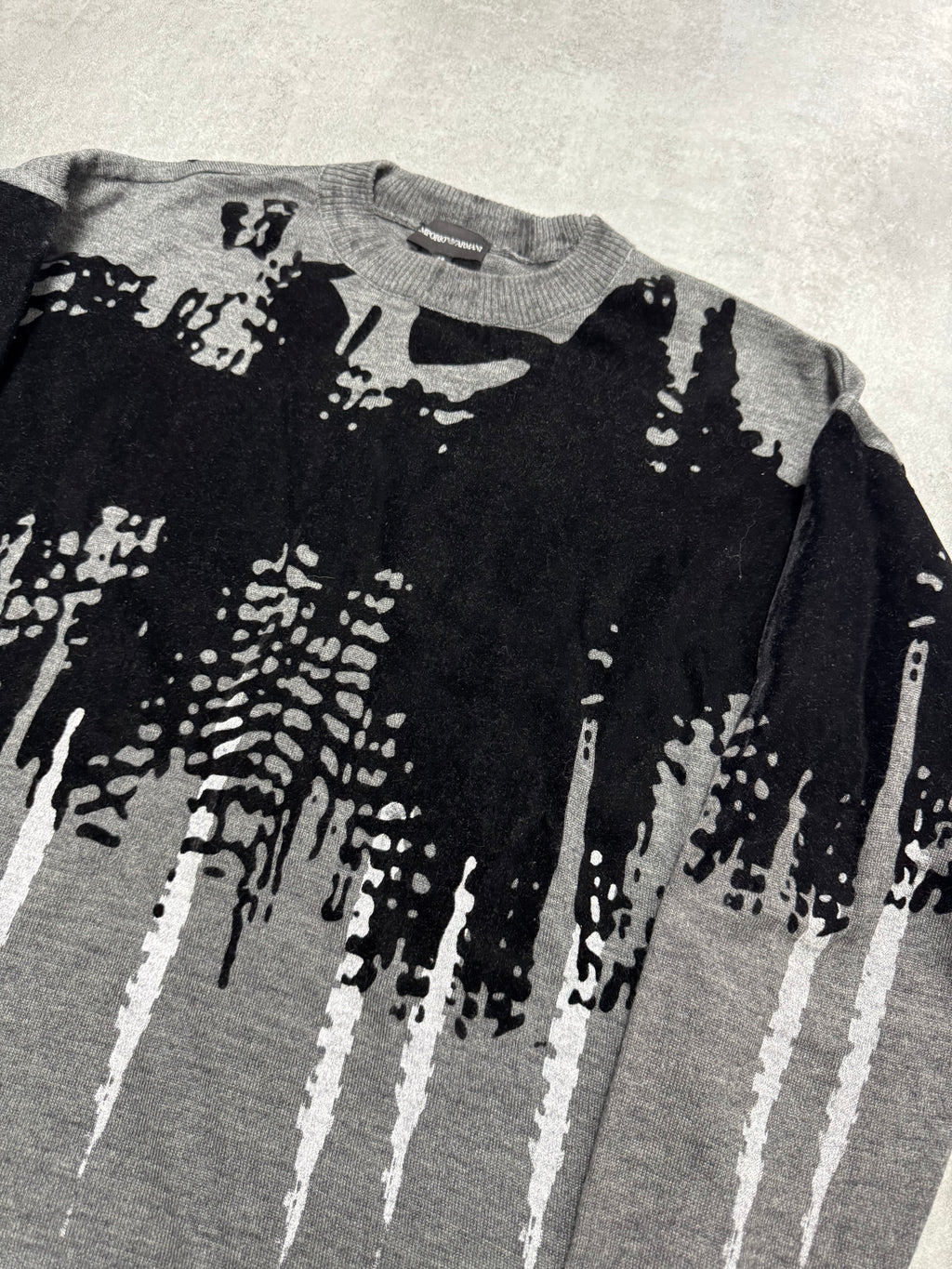 2000s Emporio Armani Abstract Skyscrapers Grey Sweater