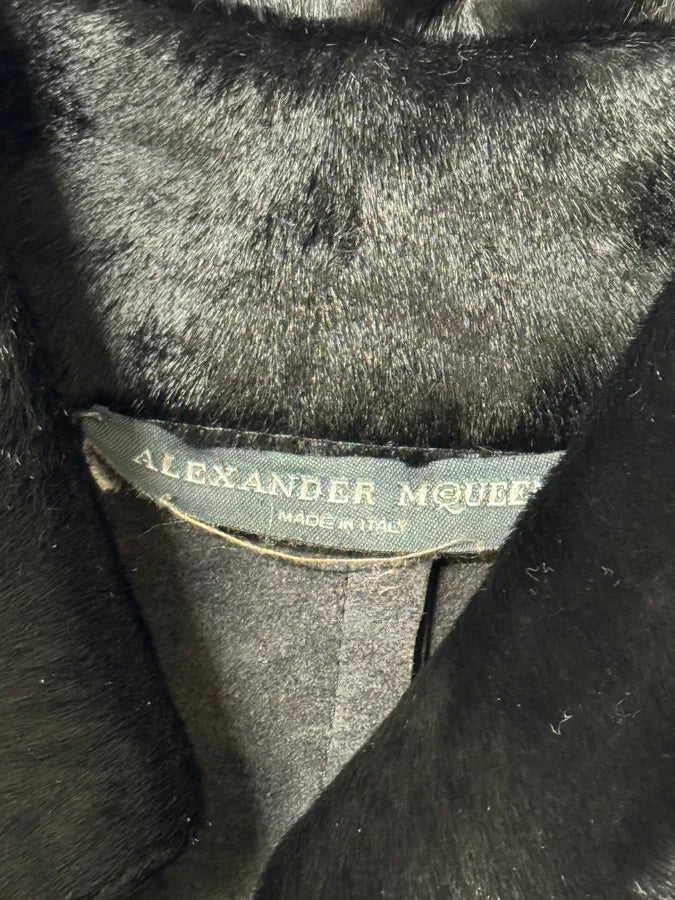 2000s Alexander McQueen Black Pony Hair Trench Coat dAxkjTK 12