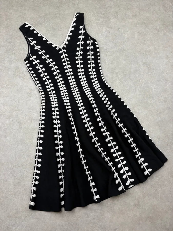 2010s Alexander McQueen Black Embroidered Dress tdSPhlQ 3