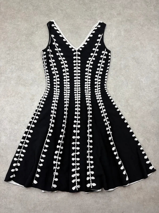 2010s Alexander McQueen Black Embroidered Dress tdSPhlQ 5