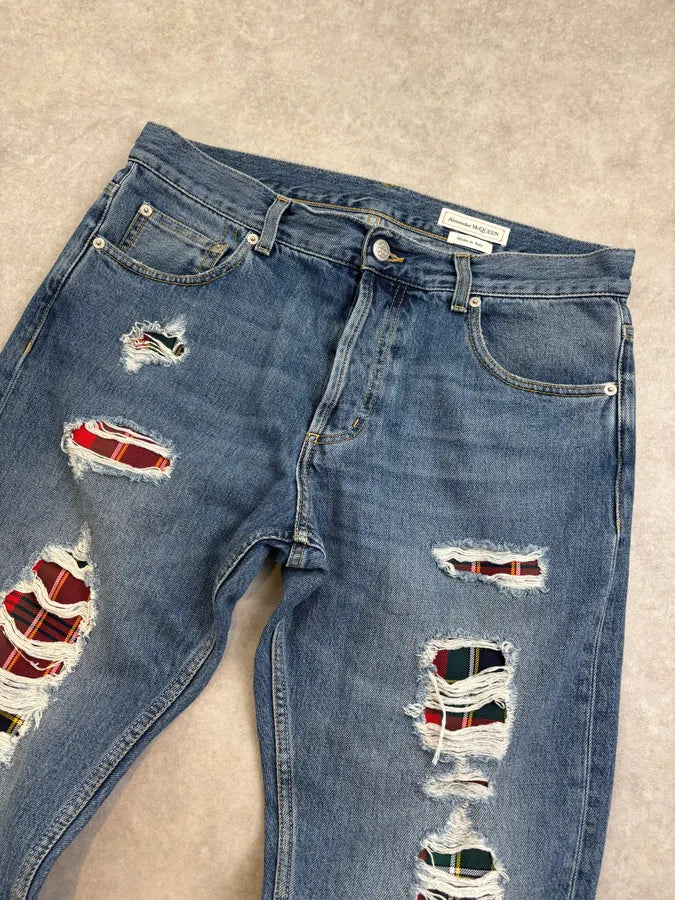 2010s Alexander McQueen Blue Denim Distressed Jeans euNaRyA 4