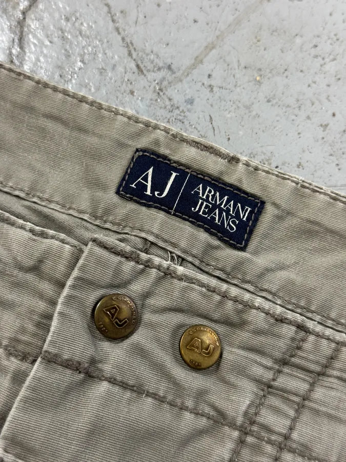 2000s Armani Beige Cozy Cargo Shorts hsWIBPd 8