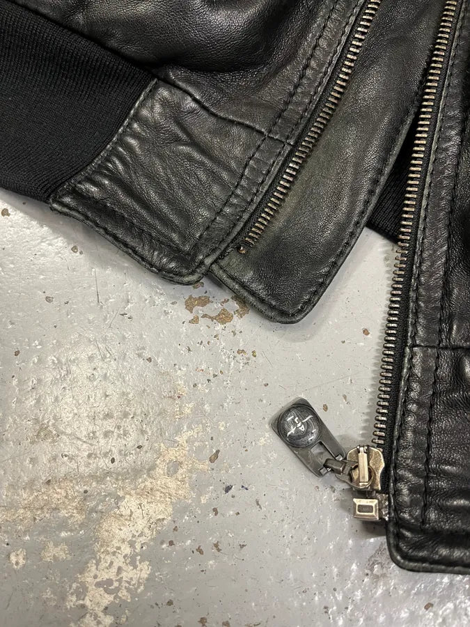 2000s Armani Black Leather Bomber Jacket ZKEXQIU 13