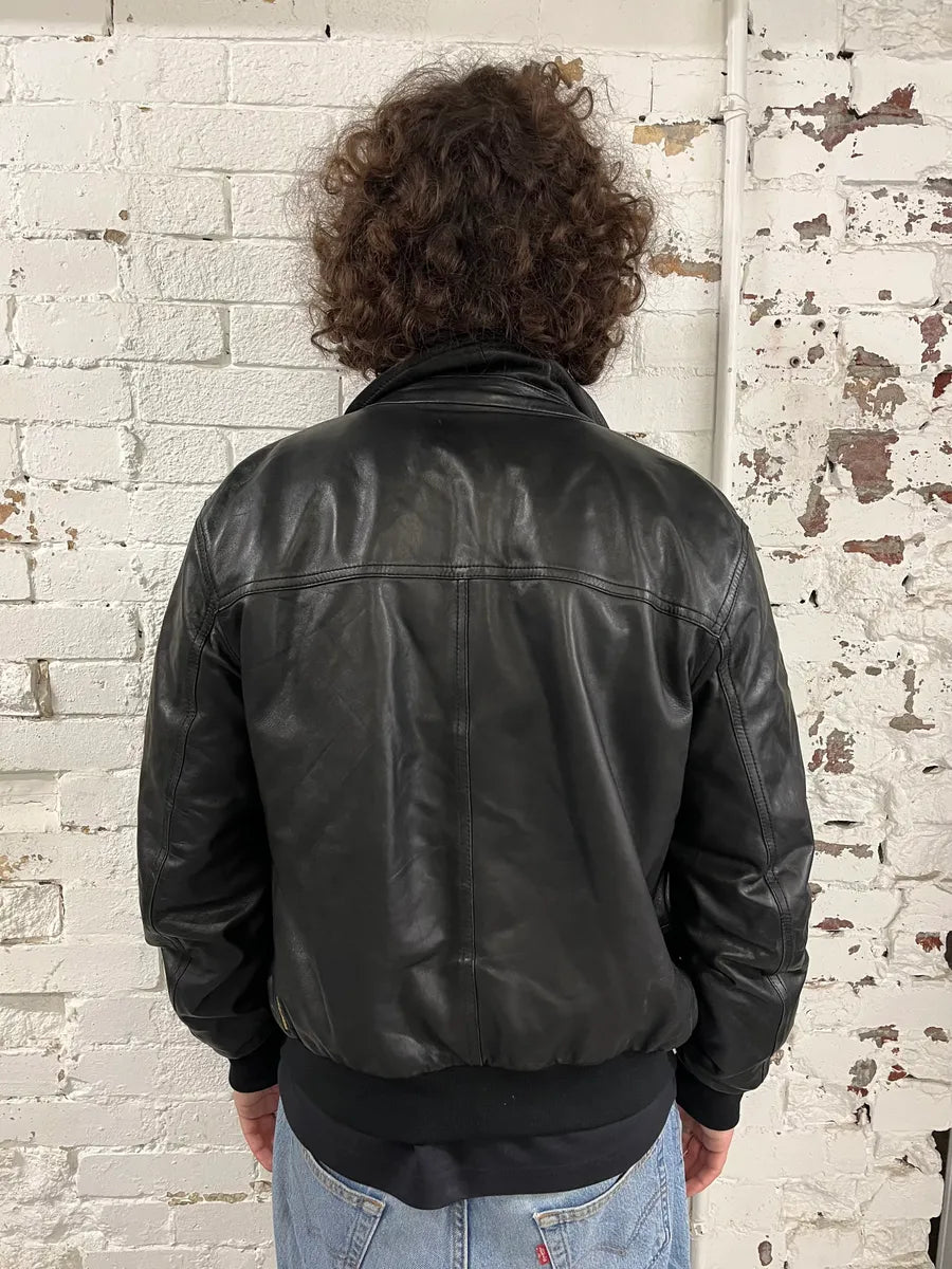 2000s Armani Black Leather Bomber Jacket ZKEXQIU 2