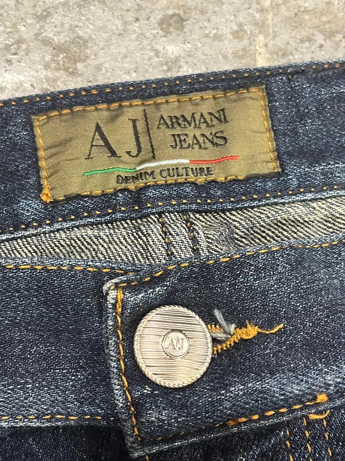 2000s Armani Blue Straight Distressed Faded Denim Jeans LNfISBZ 7